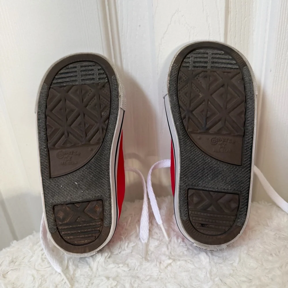 Converse Chuck Taylor All Star Red Classic Low Top Toddler Size 7